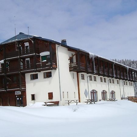 Hotel Club Le Risoux Bois-dʼAmont Esterno foto