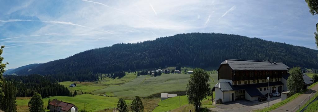 Hotel Club Le Risoux Bois-dʼAmont Esterno foto