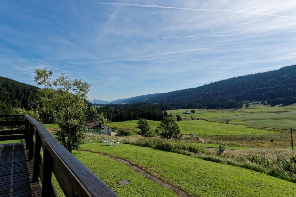 Hotel Club Le Risoux Bois-dʼAmont Esterno foto