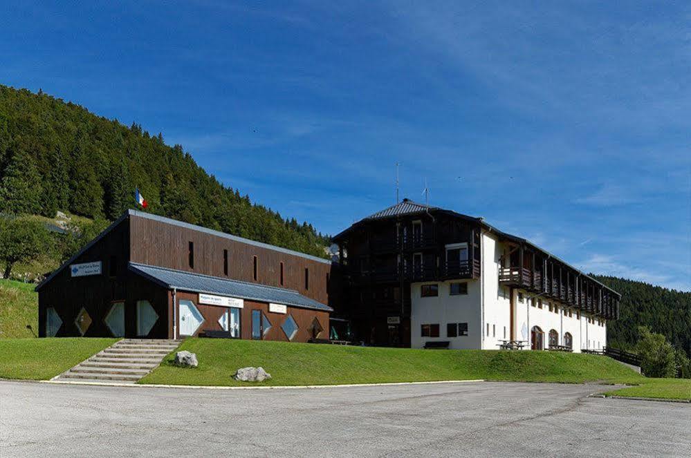 Hotel Club Le Risoux Bois-dʼAmont Esterno foto