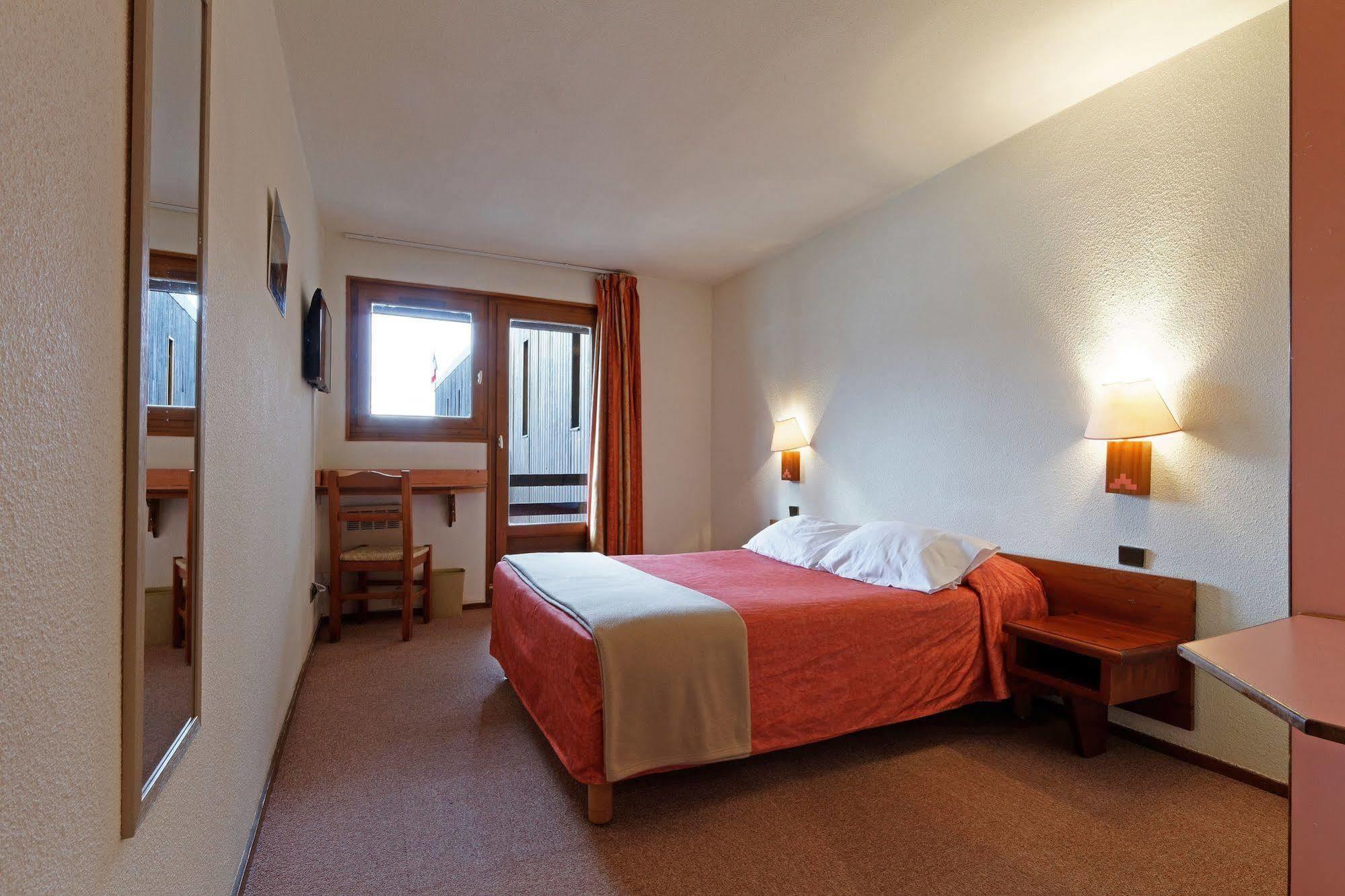 Hotel Club Le Risoux Bois-dʼAmont Esterno foto