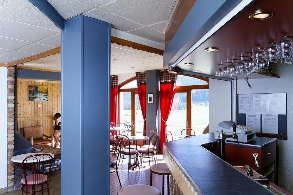 Hotel Club Le Risoux Bois-dʼAmont Esterno foto
